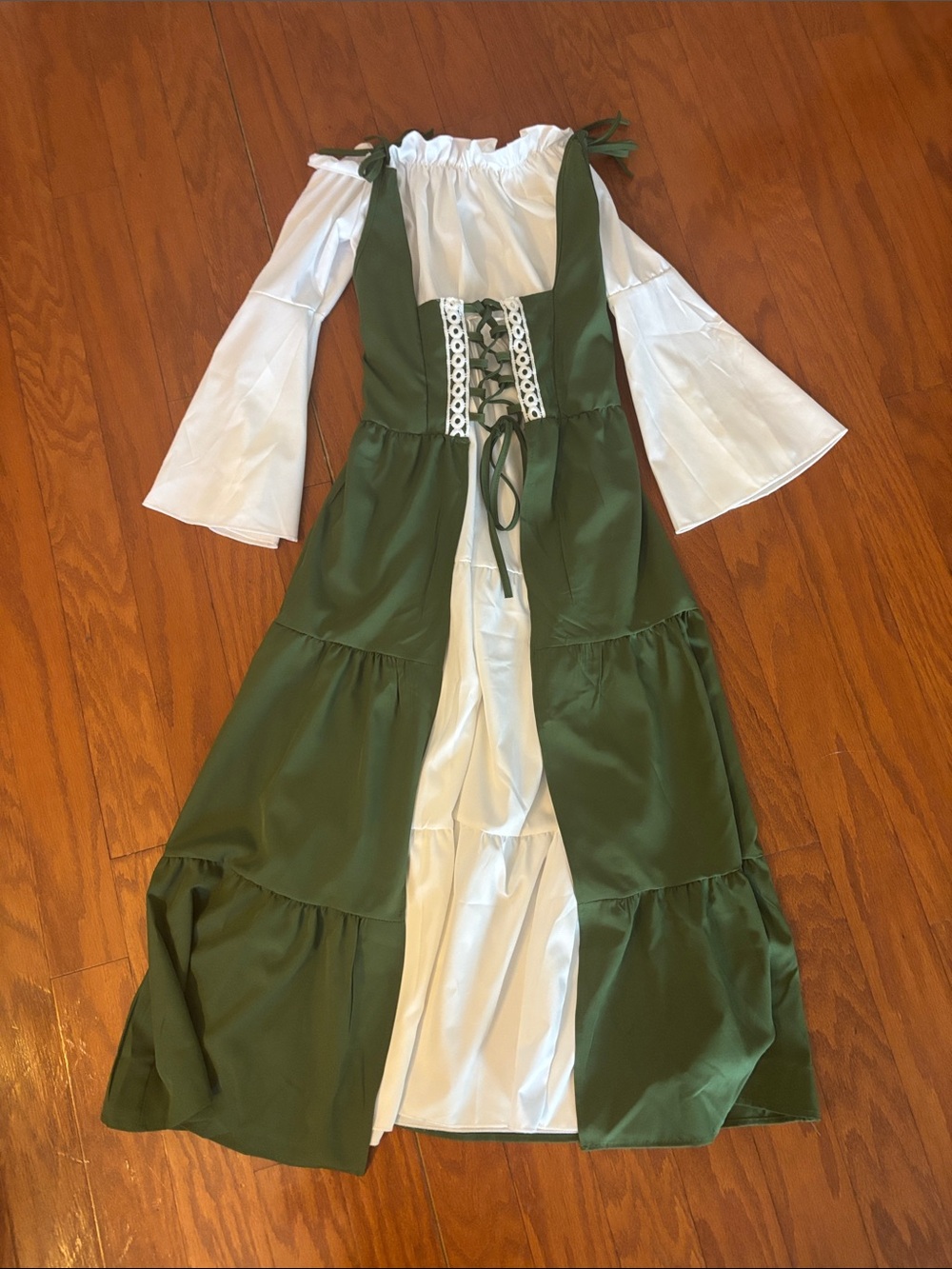 Green and White Kids Renaissance Peasant Dress Costume